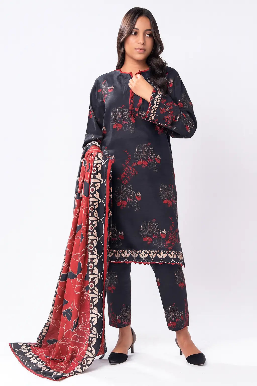 Color: Charcoal black base with red WOMEN'S CHOICE