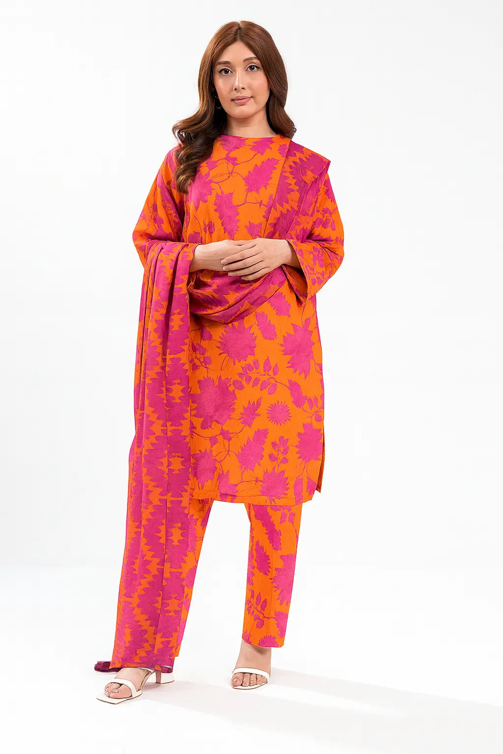 Vibrant orange base WOMEN'S CHOICE